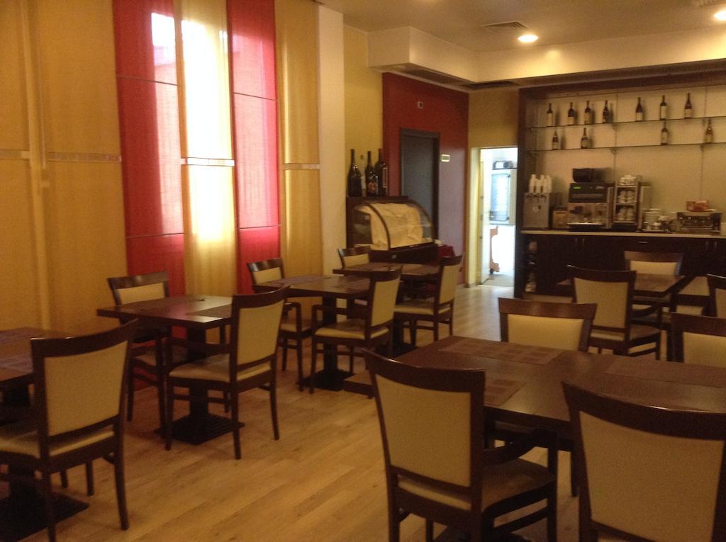 Hotel Fiera Wellness & Spa โบโลญญา ภายนอก รูปภาพ
